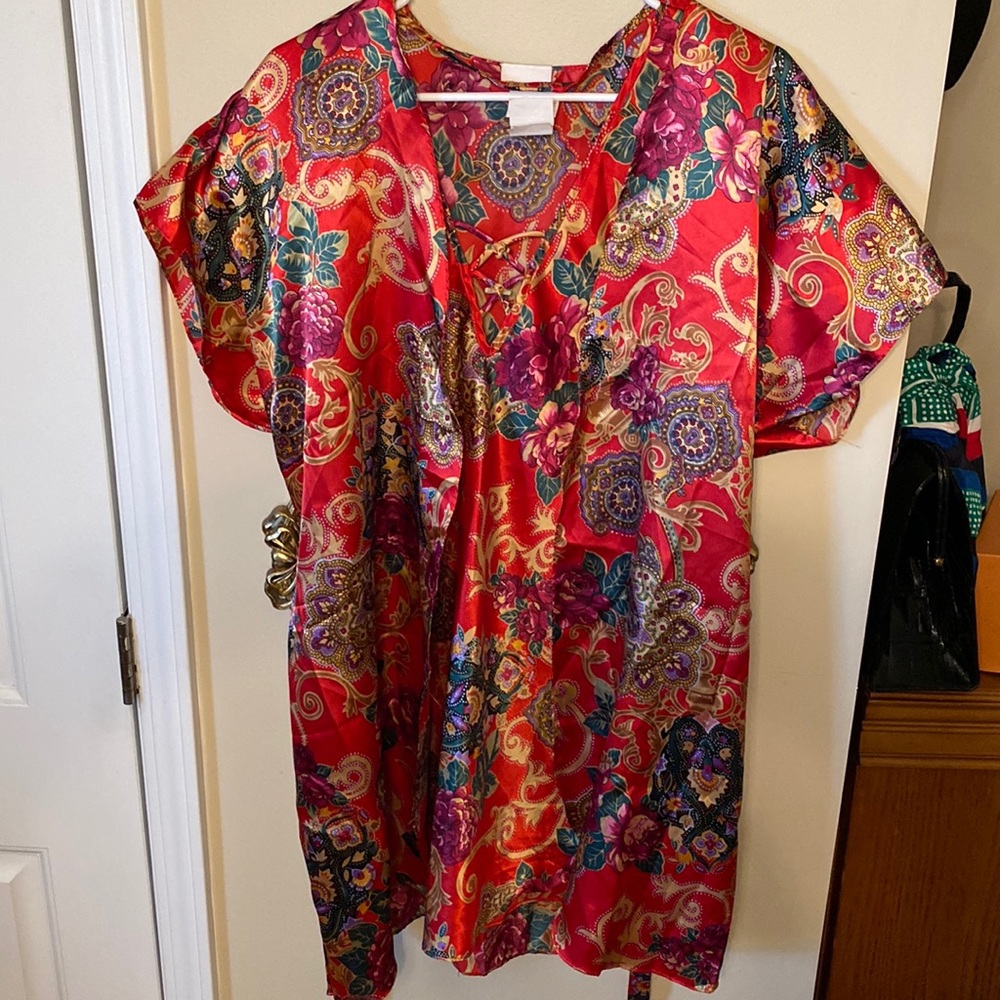 Vintage Intimate Mood’s USA made robe and nightie set